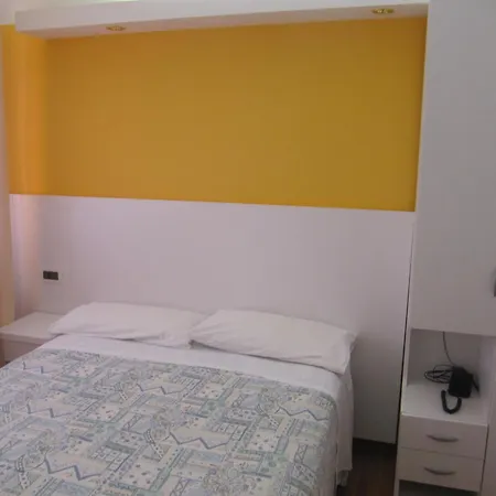 Sirena Hotell 3*