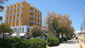 塞丽娜酒店 酒店 3*